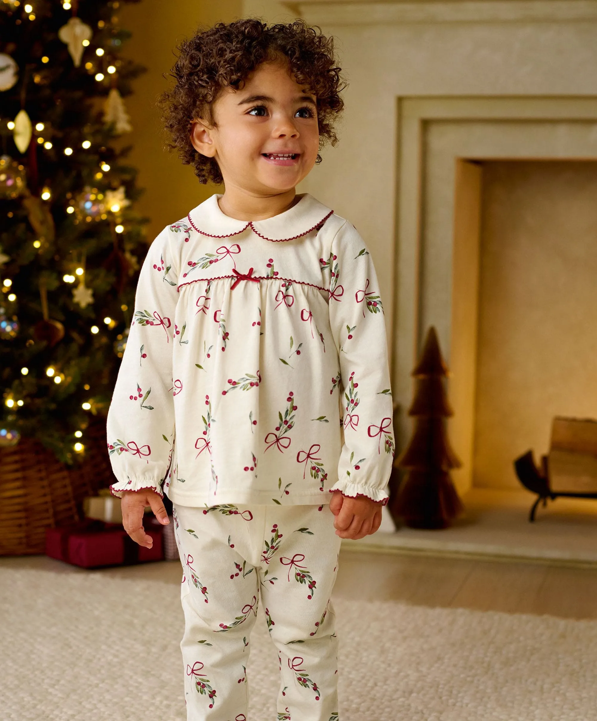 Christmas Berry Bow Print Pyjama Set