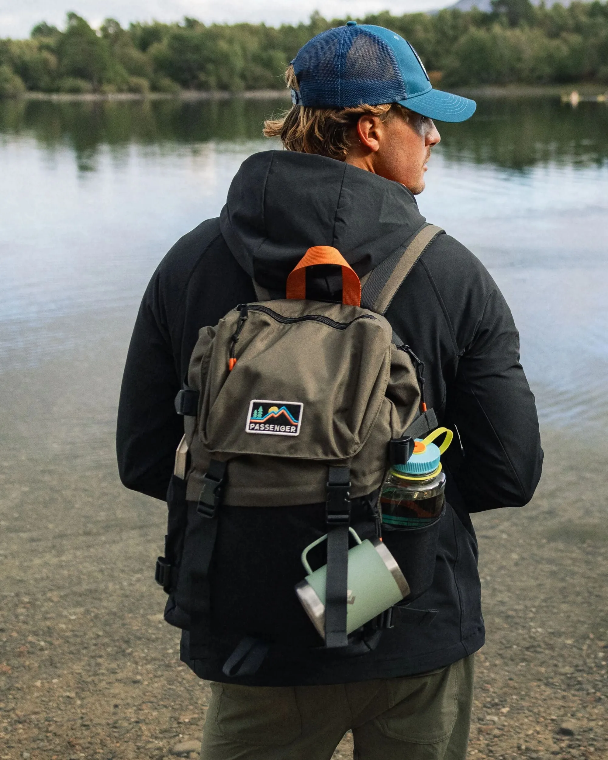 Boondocker 26L Backpack - Black/Khaki