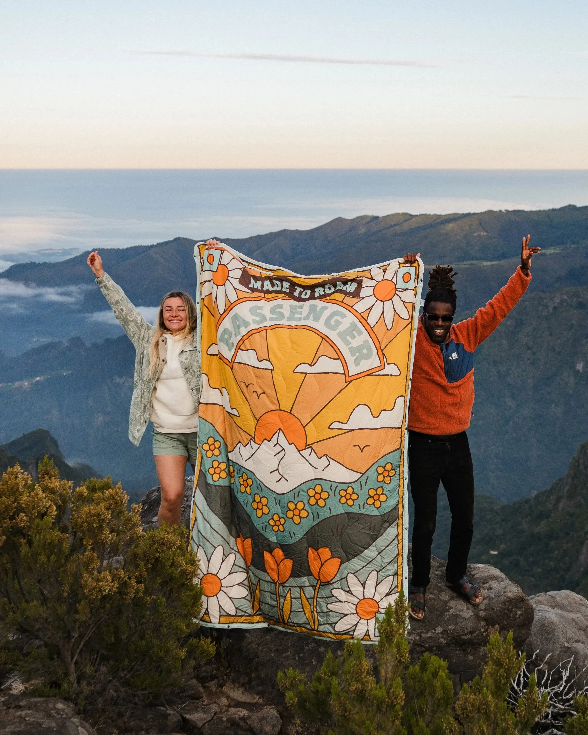 Cabin Sherpa Blanket - Seasonal Graphic/ Birch